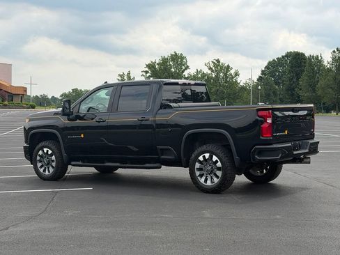 Used 2021 Chevrolet Silverado 2500 LTZ w/ Carhartt Edition AWD/4WD image 5