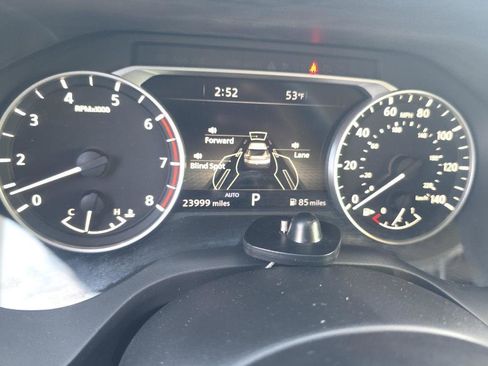 Used 2023 Nissan Rogue SL w/ SL Premium Package image 6