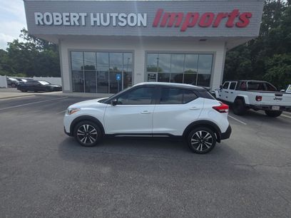 Used 2019 Nissan Kicks SR w/ SR Premium Package