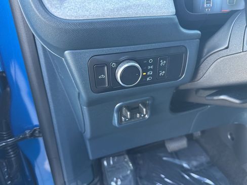 New 2025 Ford Maverick XLT w/ XLT Luxury Package image 16