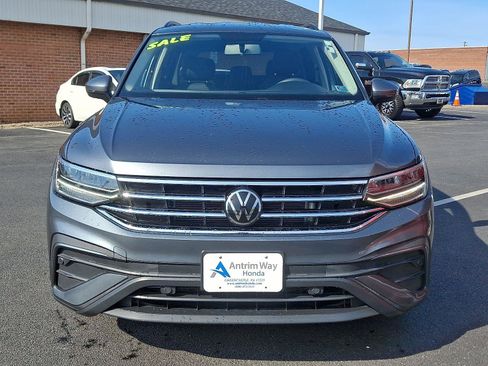 Used 2022 Volkswagen Tiguan S image 2