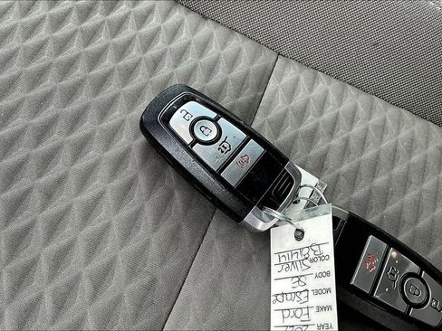 Used 2022 Ford Escape SE w/ Convenience Package image 36