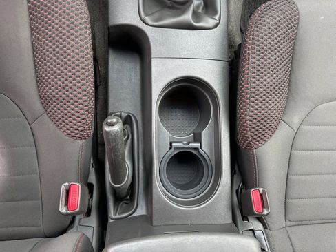 Used 2012 Nissan Frontier PRO-4X image 7