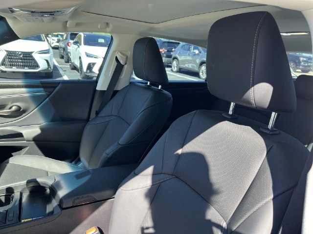 Certified 2025 Lexus ES 350 w/ Premium Package FWD image 9