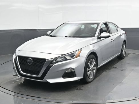 Used 2021 Nissan Altima 2.5 S FWD image 6
