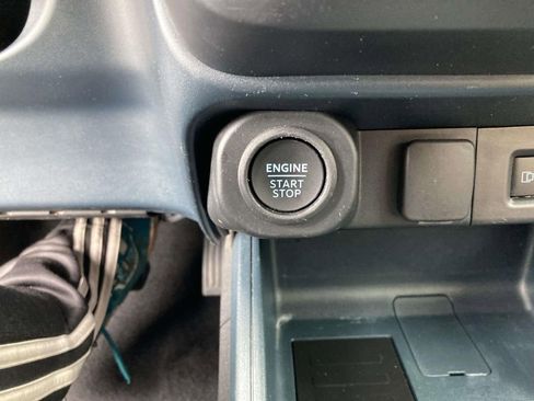 Used 2022 Ford Maverick Lariat w/ Lariat Luxury Package FWD image 26