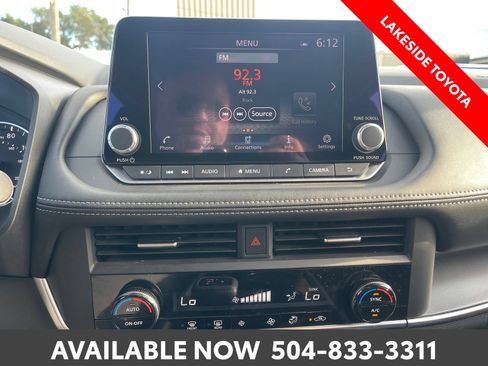Used 2025 Nissan Rogue SV AWD/4WD image 32