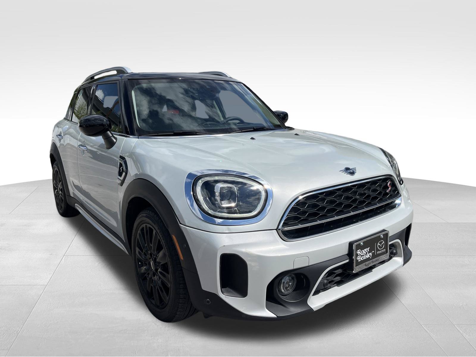 Used 2023 MINI Cooper Countryman S FWD image 3
