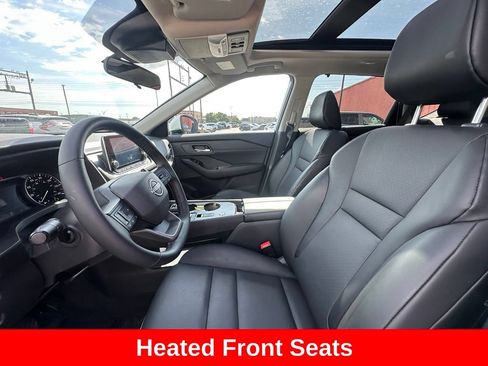 Certified 2025 Nissan Rogue SV w/ SV Premium Package FWD image 13