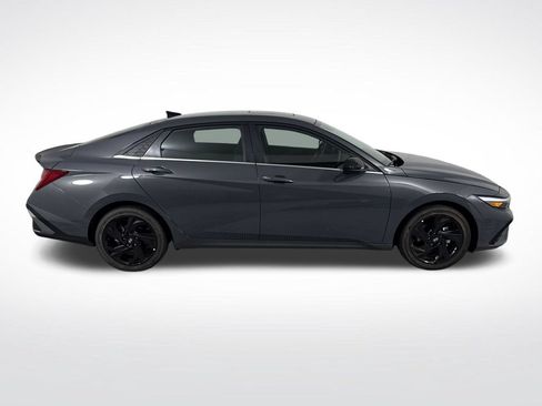 Certified 2026 Hyundai Elantra SEL Sport Premium FWD image 2