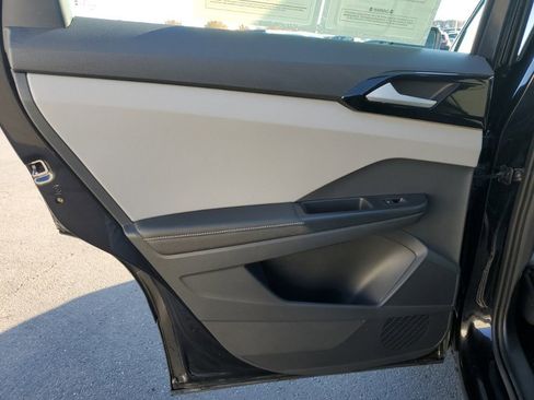 Used 2024 Volkswagen Taos S image 32