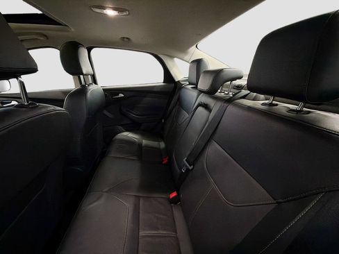 Used 2017 Ford Focus Titanium image 26