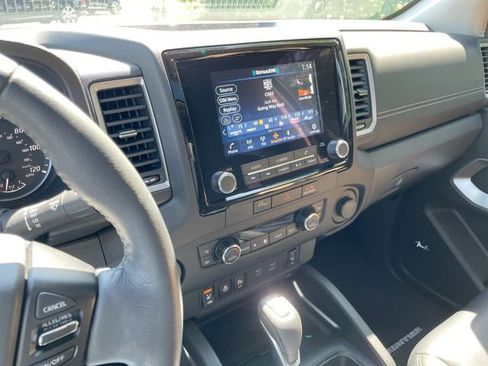 Used 2024 Nissan Frontier SL w/ Technology Package RWD image 24