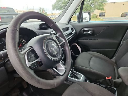 Used 2021 Jeep Renegade Sport w/ Sport Appearance Group FWD image 10