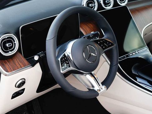 New 2026 Mercedes-Benz GLC 300 GLC 300 image 15