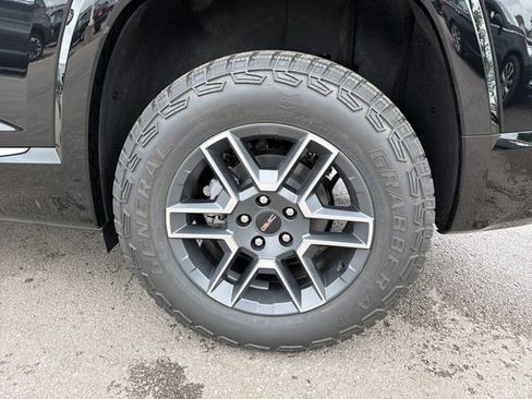 New 2026 GMC Terrain AT4 w/ Convenience Package III AWD/4WD image 24