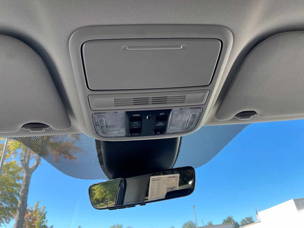 New 2027 Honda Odyssey Touring image 16