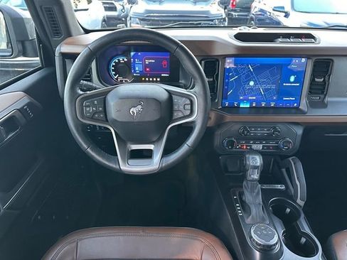 Used 2024 Ford Bronco Outer Banks image 19