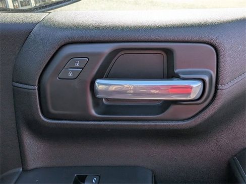 Used 2021 Chevrolet Silverado 1500 LT Trail Boss w/ Convenience Package II image 35