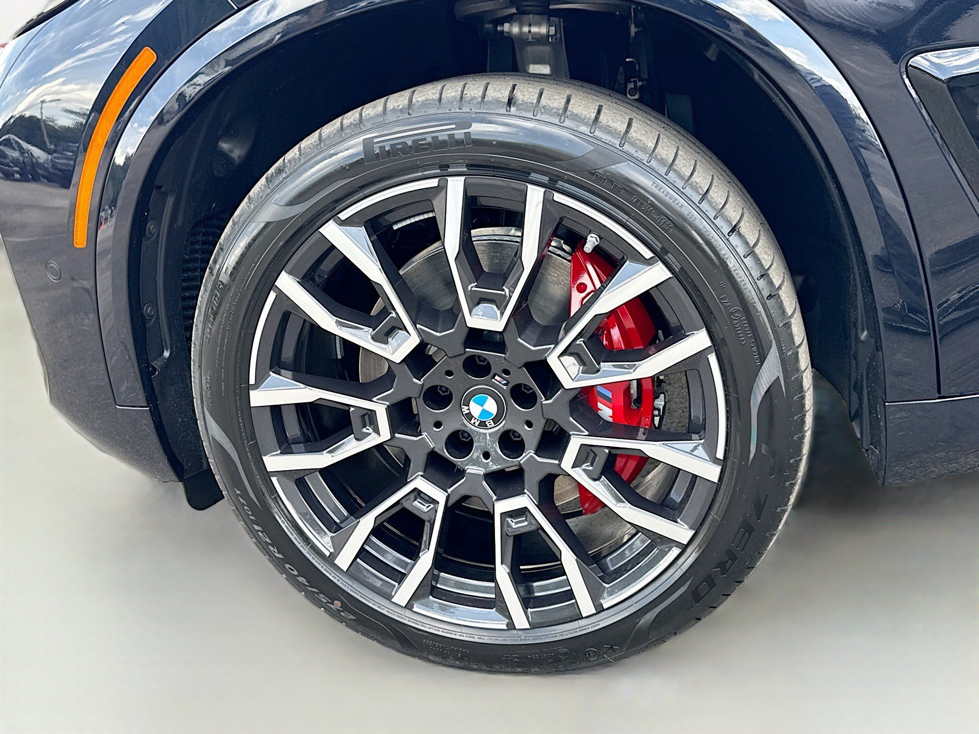 New 2026 BMW X5 xDrive40i w/ M Sport Package AWD/4WD image 42