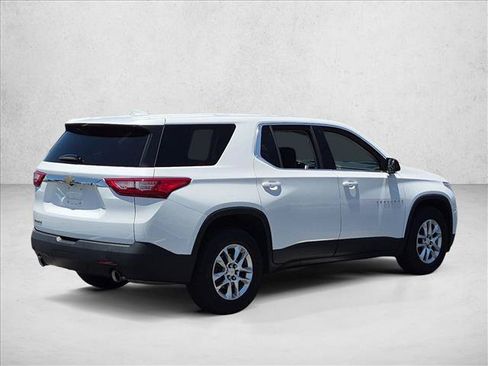 Used 2020 Chevrolet Traverse LS FWD image 5