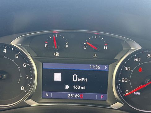 Used 2022 GMC Terrain AT4 w/ Infotainment Package II image 33