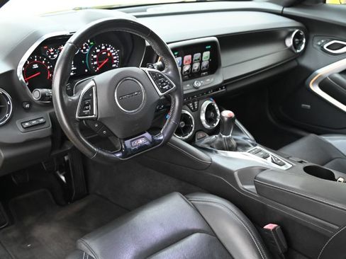 Used 2018 Chevrolet Camaro SS RWD image 25