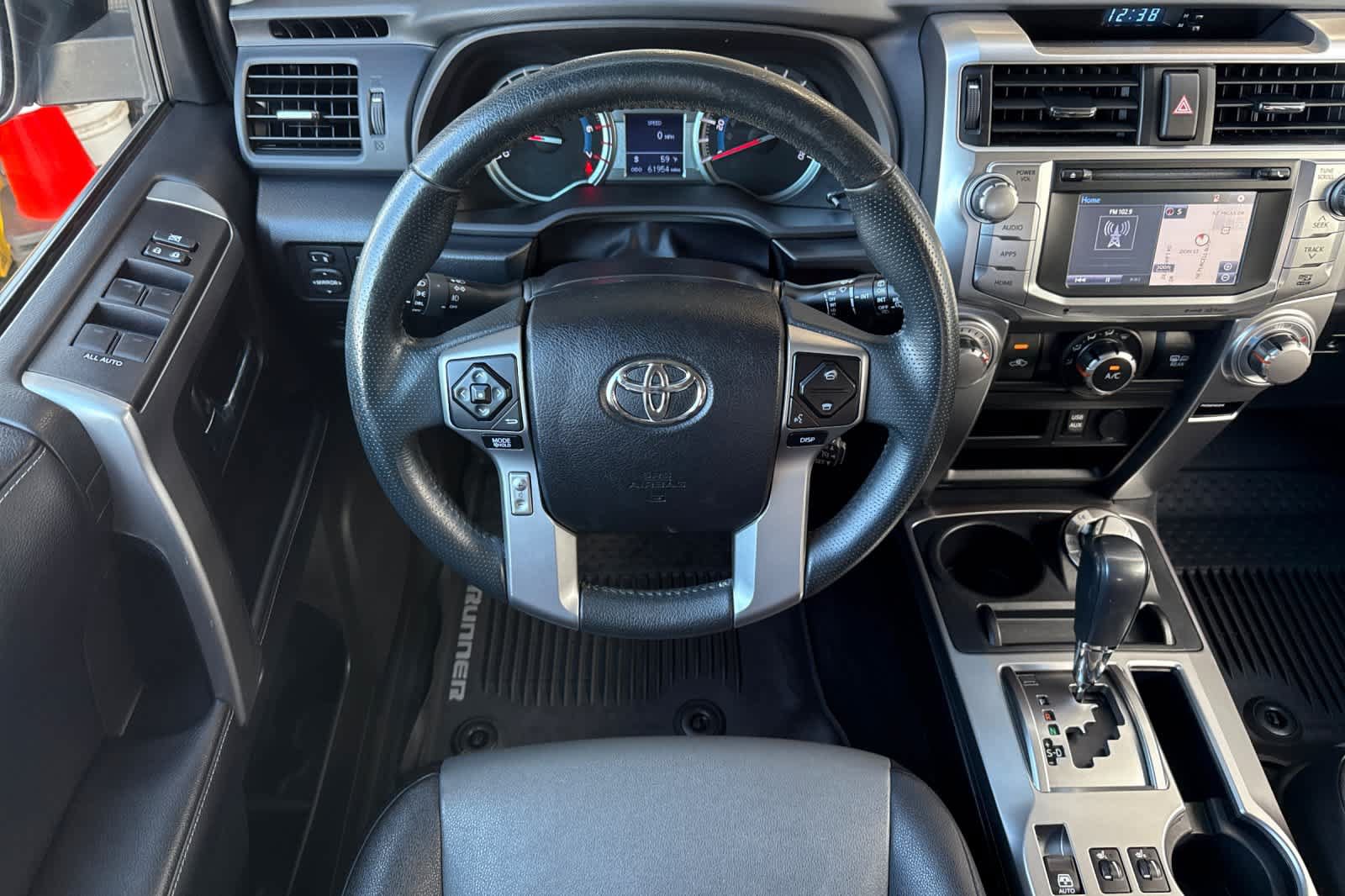 Used 2018 Toyota 4Runner SR5 Premium AWD/4WD image 16