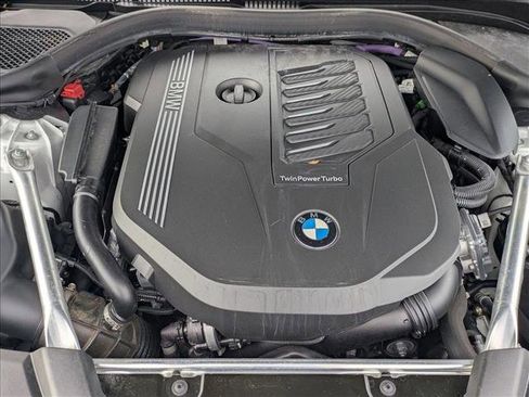 Used 2023 BMW 540i w/ Premium Package image 23