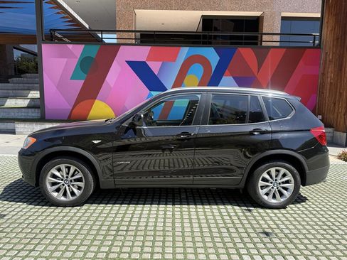 Used 2013 BMW X3 xDrive28i AWD/4WD image 2
