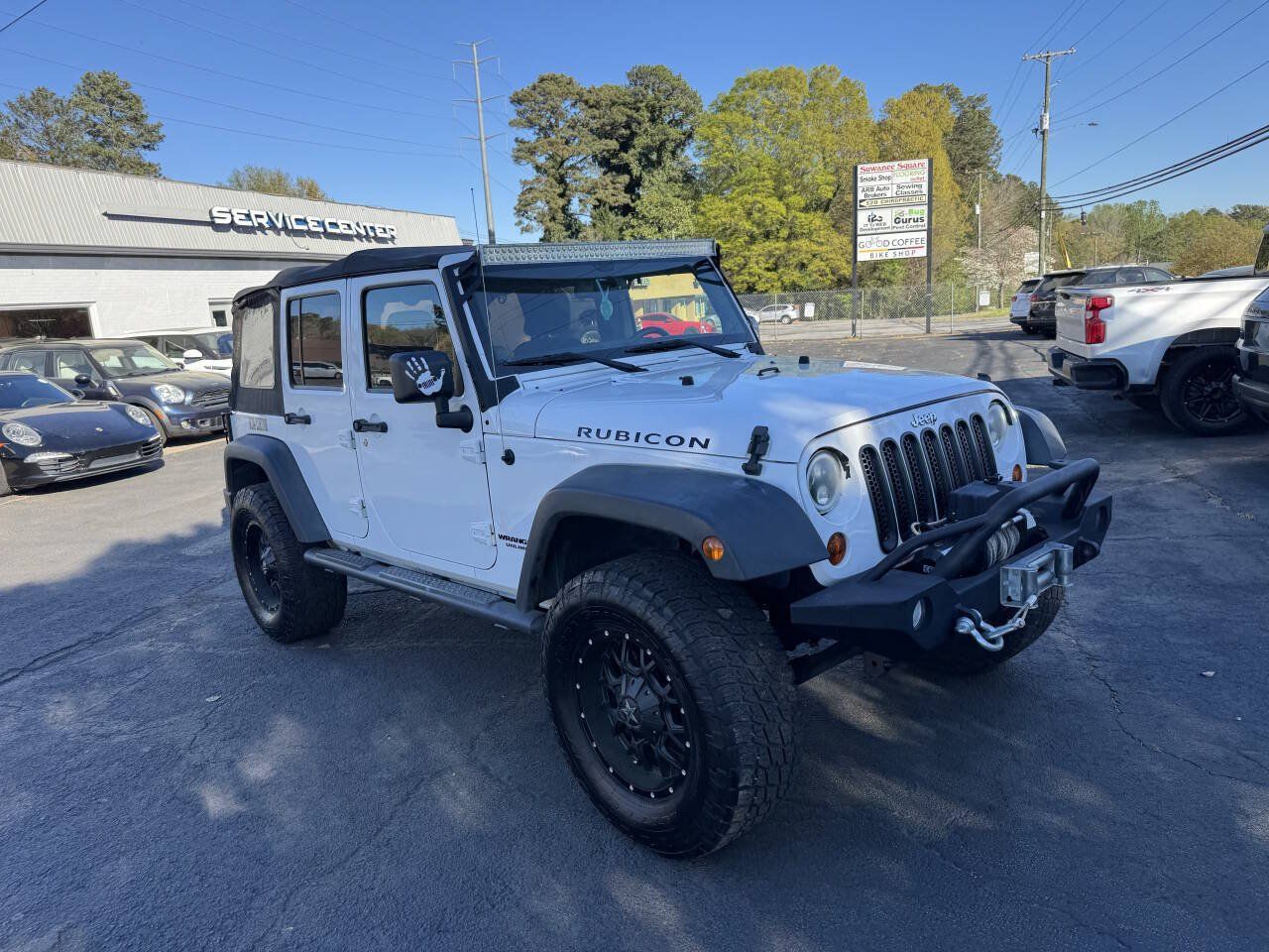 Used 2013 Jeep Wrangler Unlimited Rubicon AWD/4WD image 3