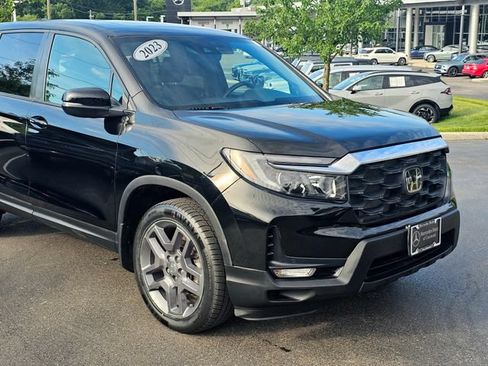 Used 2023 Honda Passport EX-L image 2