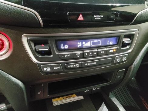 Used 2022 Honda Passport TrailSport image 22