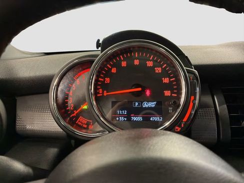 Used 2020 MINI Cooper 4-Door Hardtop image 13