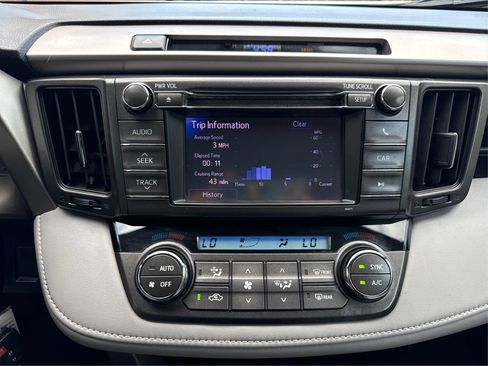 Used 2013 Toyota RAV4 XLE AWD/4WD image 15