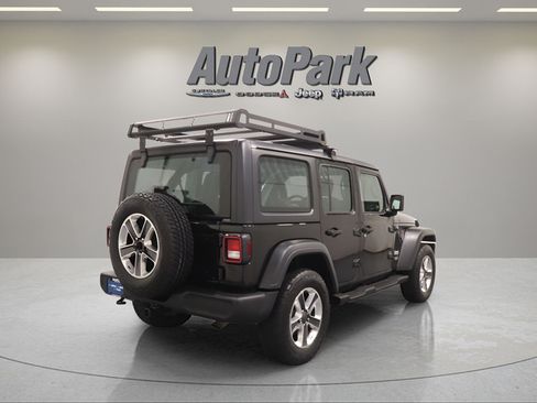 Certified 2018 Jeep Wrangler Unlimited Sport AWD/4WD image 9