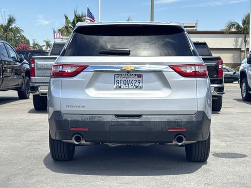 Used 2018 Chevrolet Traverse LS FWD image 6