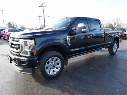 Used 2022 Ford F350 Platinum image 11