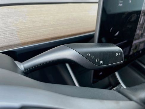 Used 2019 Tesla Model 3 Standard Range Plus RWD image 16