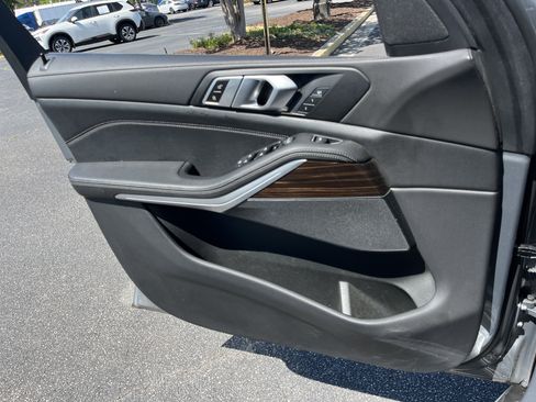 Used 2024 BMW X5 sDrive40i w/ Parking Assistance Package image 14