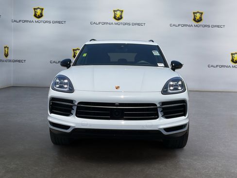 Used 2023 Porsche Cayenne Platinum Edition AWD/4WD image 2