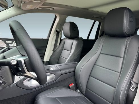 New 2026 Mercedes-Benz GLS 450 4MATIC image 20