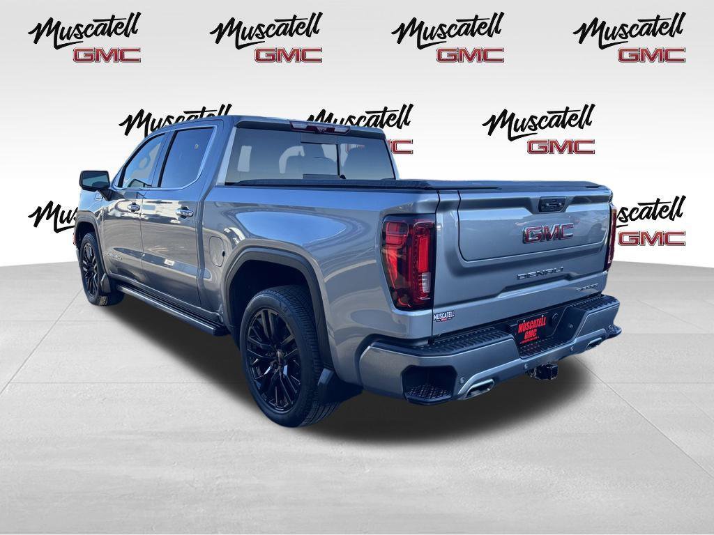 Used 2023 GMC Sierra 1500 Denali w/ Technology Package AWD/4WD image 5