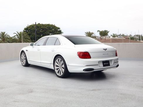 Used 2021 Bentley Flying Spur W12 AWD/4WD image 3