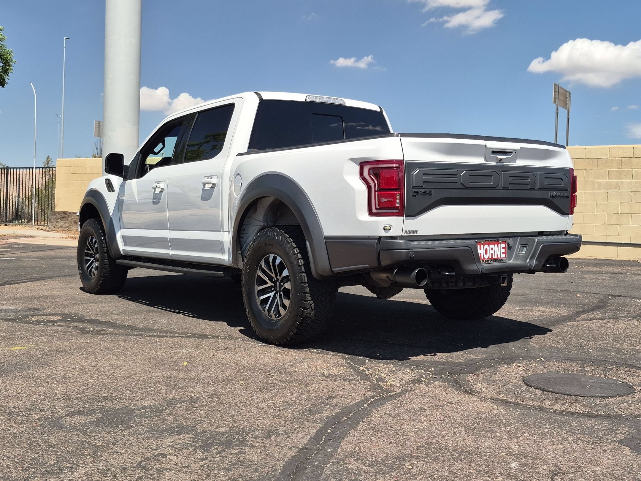Used 2020 Ford F150 Raptor w/ Equipment Group 802A Luxury AWD/4WD image 8