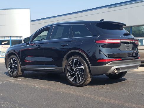 Used 2023 Lincoln Corsair Reserve w/ Equipment Group 202A image 7