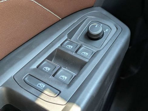 Used 2023 Volkswagen Atlas SEL AWD/4WD image 26