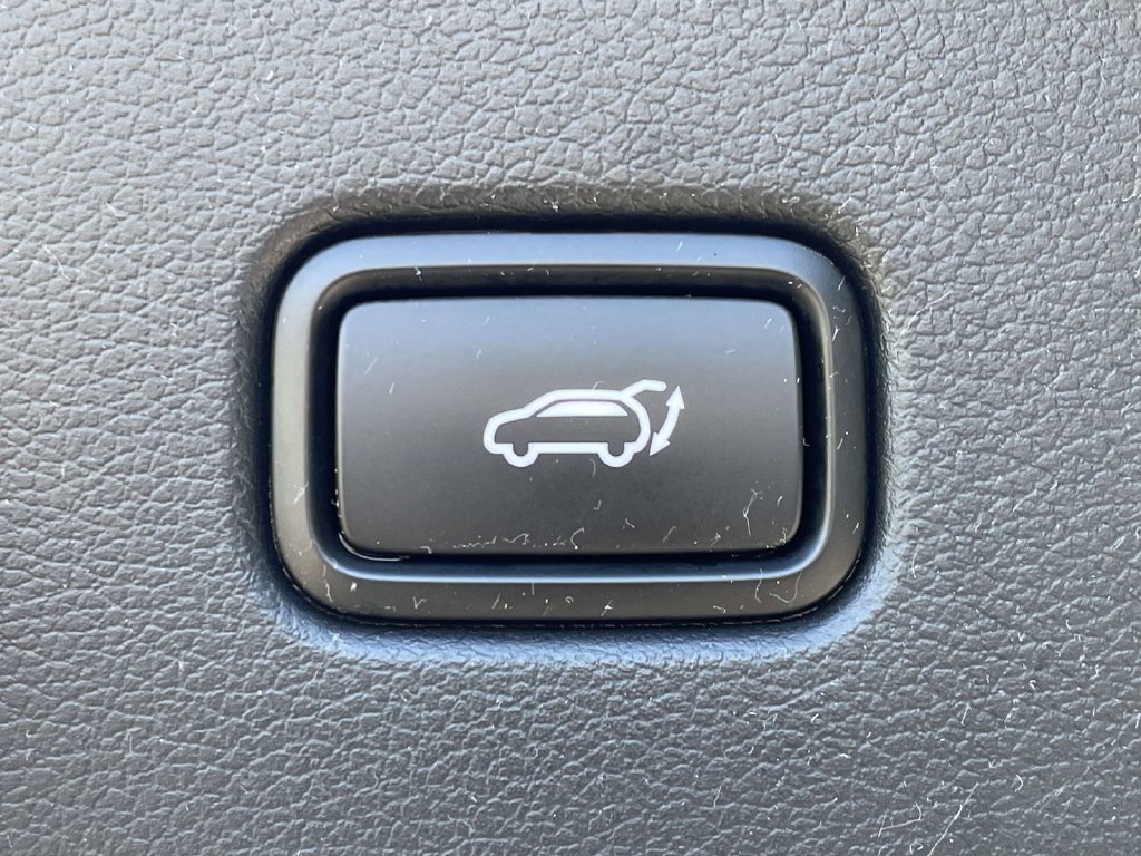 Certified 2025 Hyundai Palisade SEL FWD image 9