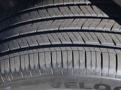 Used 2024 Hyundai Tucson Limited image 15