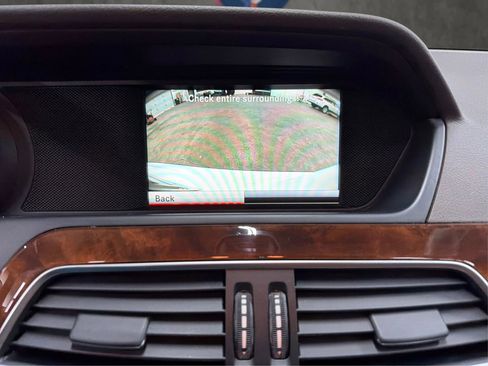Used 2015 Mercedes-Benz C 250 Coupe image 18
